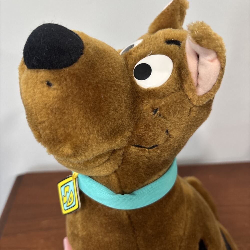 Scooby-Doo 15" 1998 Equity Toys Cartoon Network Plush Dog Doll - Not Working - Picture 6 of 12